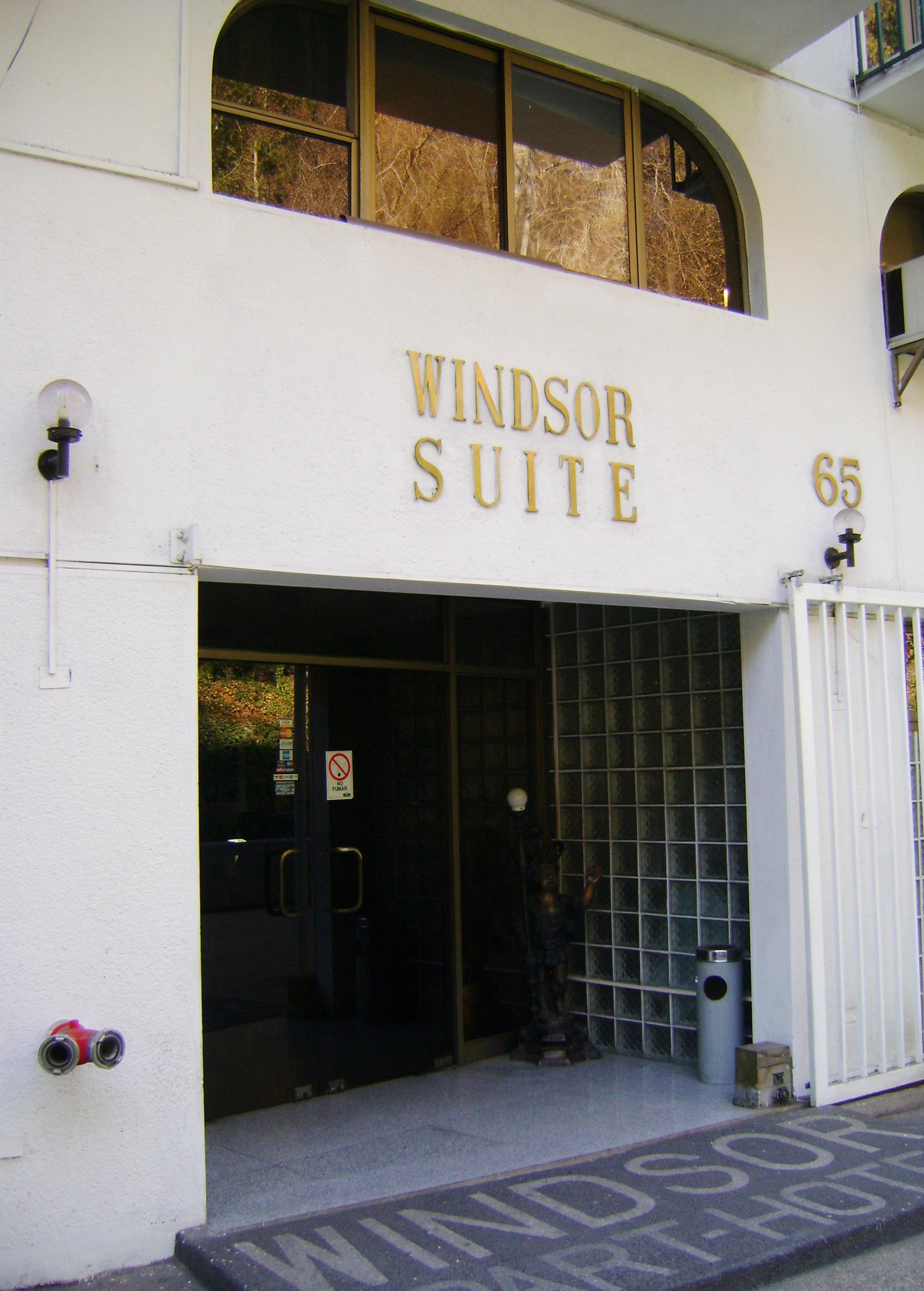 Windsor Suites Hotel Santiago Exterior photo